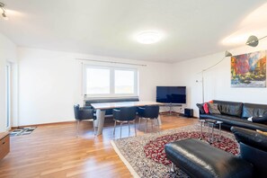 Living area - Vacation apartment Pferdehof Rheintal near Koblenz (Braubach)