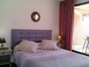 Room - Hotel les Palmiers (Bormes-les-Mimosas)