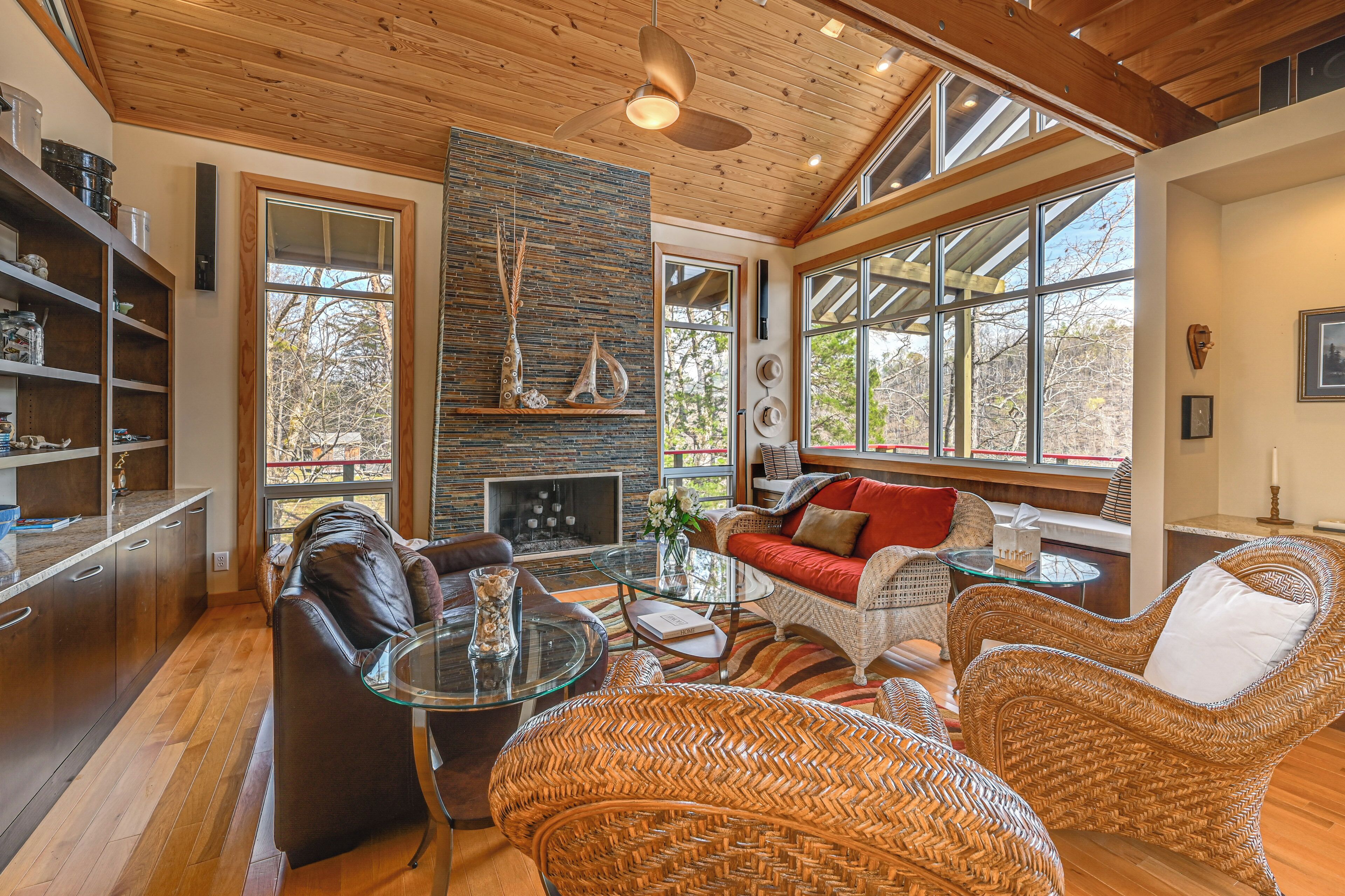 TV, fireplace, books, stereo