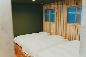 1 habitación, escritorio, wifi gratis y ropa de cama 