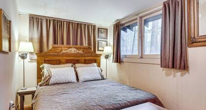 Gateway to Sequoia Nat’l! Rustic Cabin w/ Patio