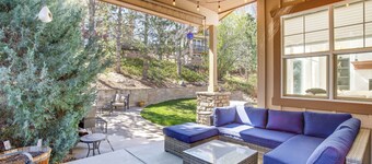 Home Theater & Game Area! Spacious Home in Aurora