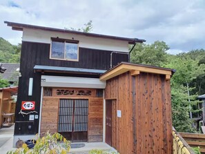 Exterior - Rent an entire Japanesestyle villa with your dog  / Kanzaki District Hyōgo (Kanzaki District)