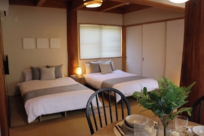 2 Schlafzimmer, Schreibtisch, Bügeleisen/Bügelbrett, kostenloses WLAN