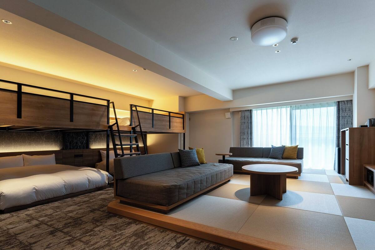 Family Studio, Non Smoking (Double Bunk Beds) | In-room safe, WiFi (free), bed sheets