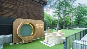 Pet-friendly amenities