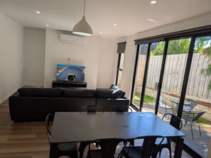 Interior - Sleek Contemporary Haven Geelong (Highton)