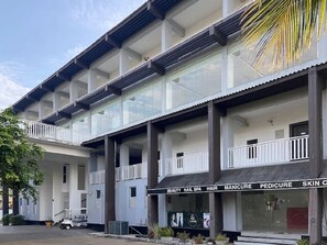 Front of property - T B R S By Platinum Hotels (Trincomalee)
