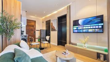 Appartamento Economy, balcone, vista città | Interni