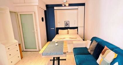Central Old Town Apartment with Private Patio