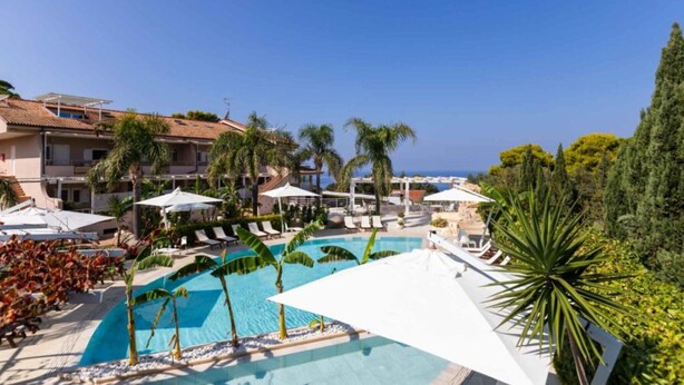 Pool - Studio for couples in Capo Vaticano with pool (Capo Vaticano)