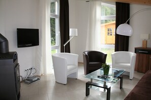 Smart TV, stereo - Bungalow in Eifel near Forest and Mountains (Hinterhausen - Gerolstein)