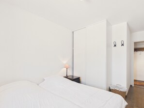 2 chambres, fer et planche à repasser, Wi-Fi gratuit