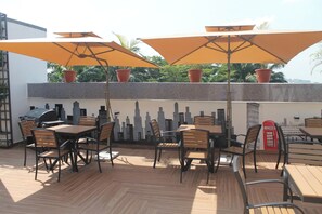 Deluxe Apartment, Balcony, City View | Outdoor dining - House-19 Apartments (Abuja)
