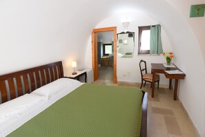 1 camera, Wi-Fi, lenzuola