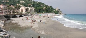 Beach - piccolo hotel holiday center (Finale Ligure)