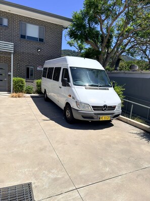 Property grounds - North Wollongong Accessible Apartment | w/ Parking (Woonona)