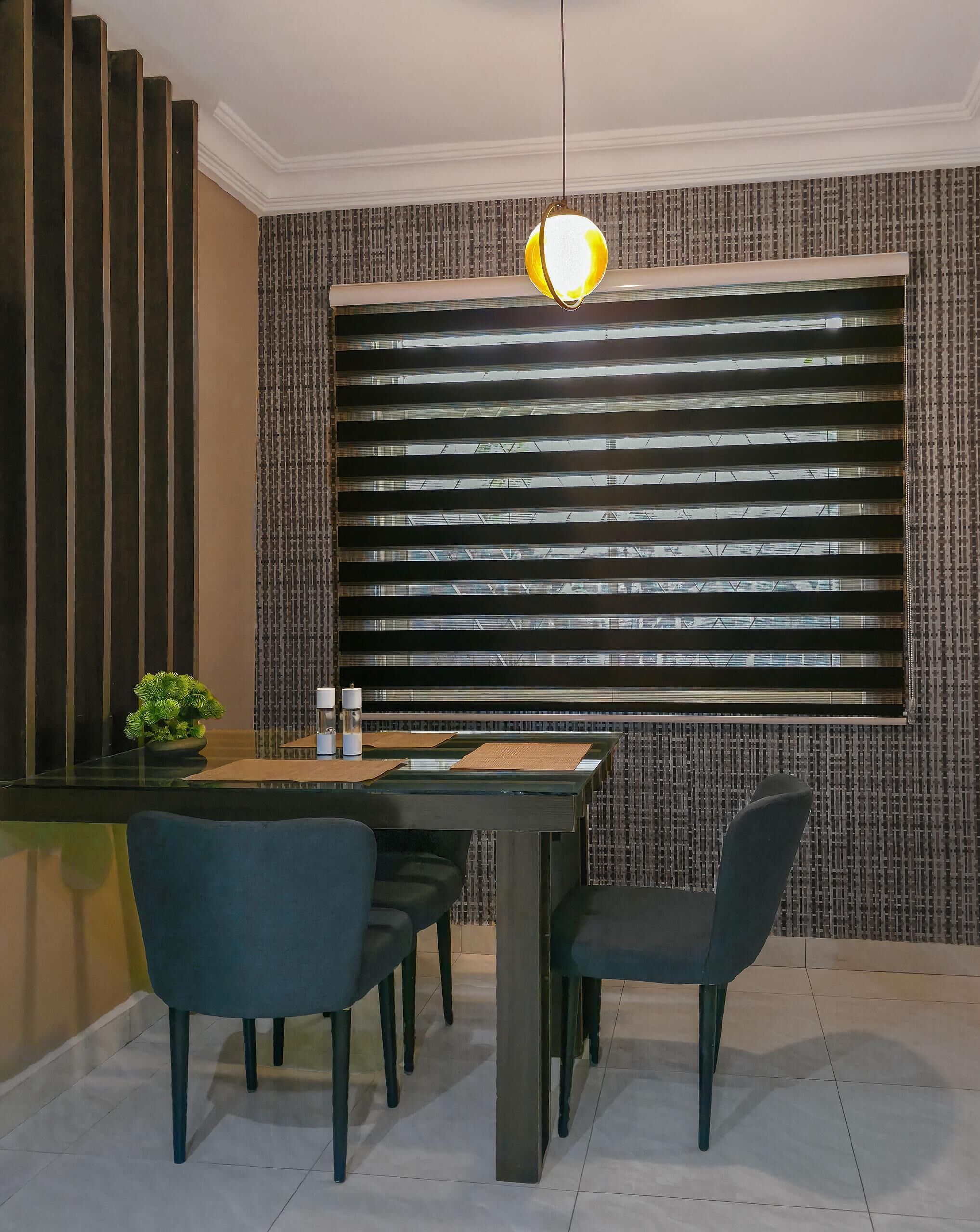 Deluxe Apartment, Balcony, City View | Dining