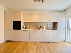 Private kitchen - Vrbo Property (Überlingen)