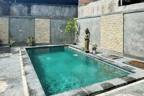 Villa Deluxe, vista piscina | Piscina | Piscina all'aperto