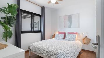 2 bedrooms, iron/ironing board, WiFi, bed sheets