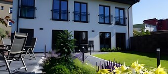 Central Suite VIII – Modern Apartment in Greifswald for 2 Guests