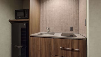 Premium Family Room,Ground Floor,Non Smoking | Private kitchen | Fridge, microwave, electric kettle, cookware/dishes/utensils