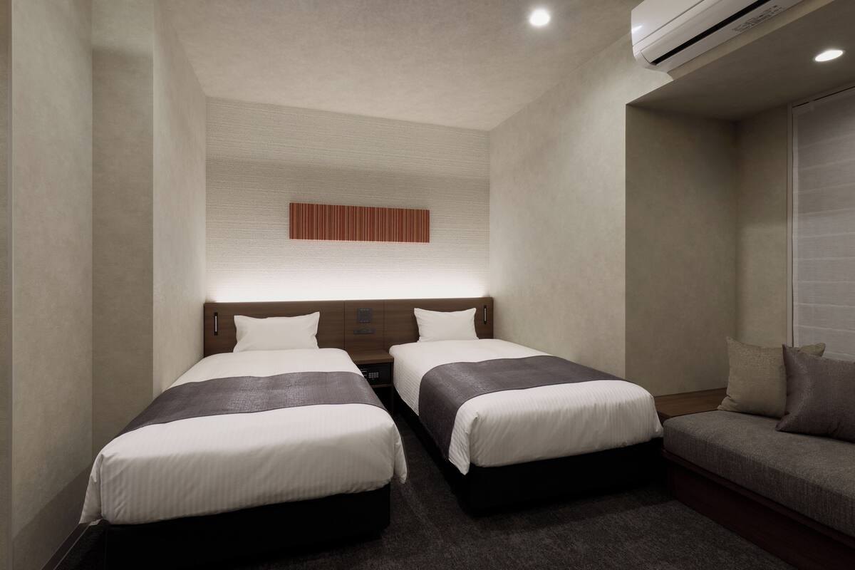 Deluxe Family Room(Twin), Non Smoking