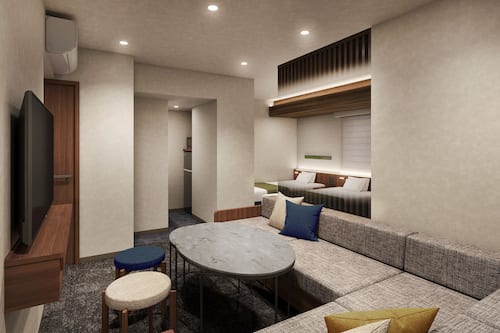 In-room safe, free WiFi, bed sheets