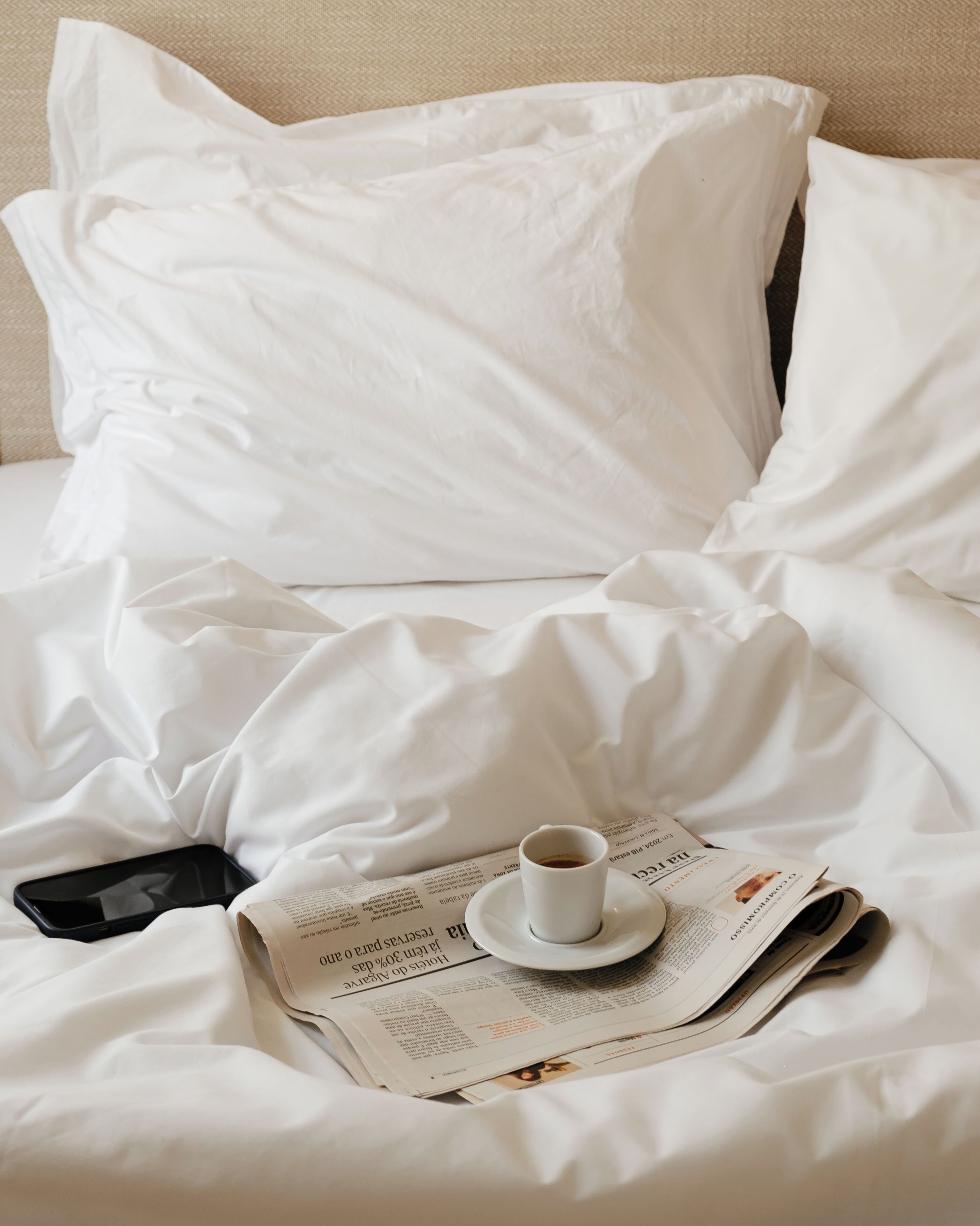 Coffres-forts dans les chambres, fer et planche à repasser