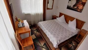 Basic-Doppelzimmer, Balkon, Bergblick