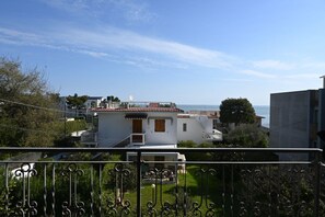 Property grounds - M459 – Marcelli, new three-room apartment near the sea (Marcelli)