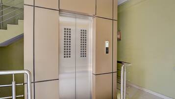 House | Bahagian dalam