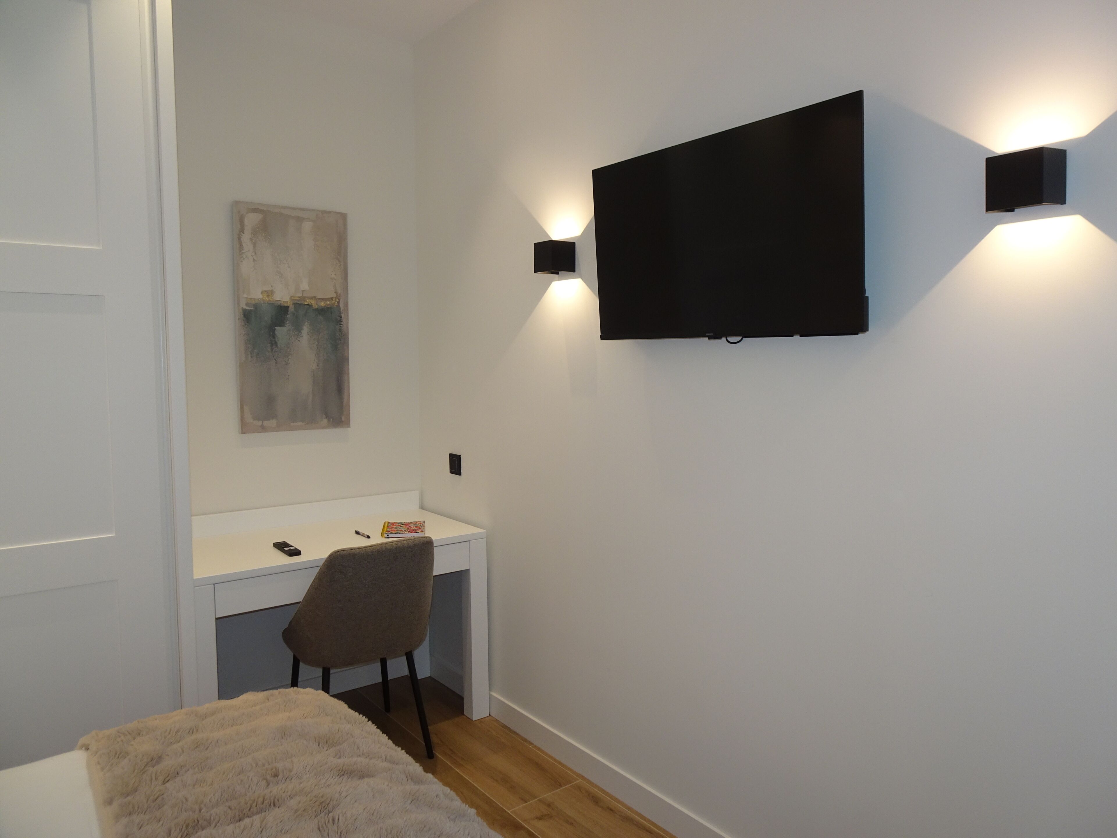 Superior Apartment | Premium bedding, down comforters, desk, blackout drapes