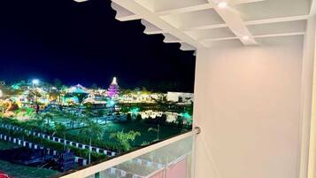 Doppia Superior, balcone, vista parco | Parco della struttura