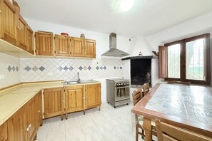 Fridge - SE236 - Senigallia, four-room apartment with private courtyard (Senigallia)