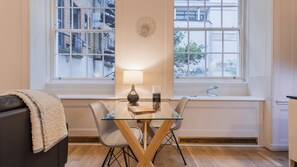 Deluxe-studiolejlighed | Spiseområde