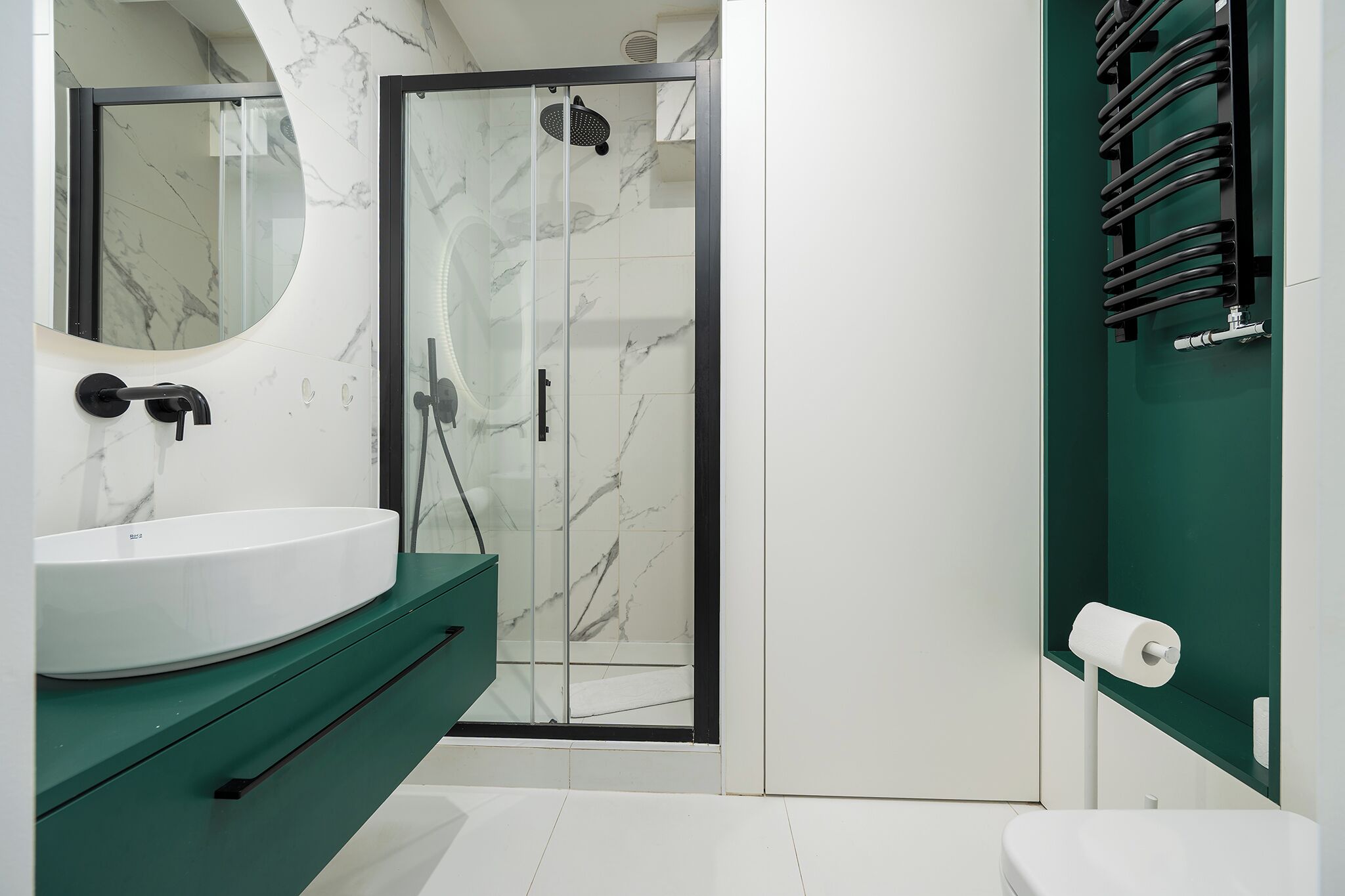 Appartement, balcon | Salle de bain