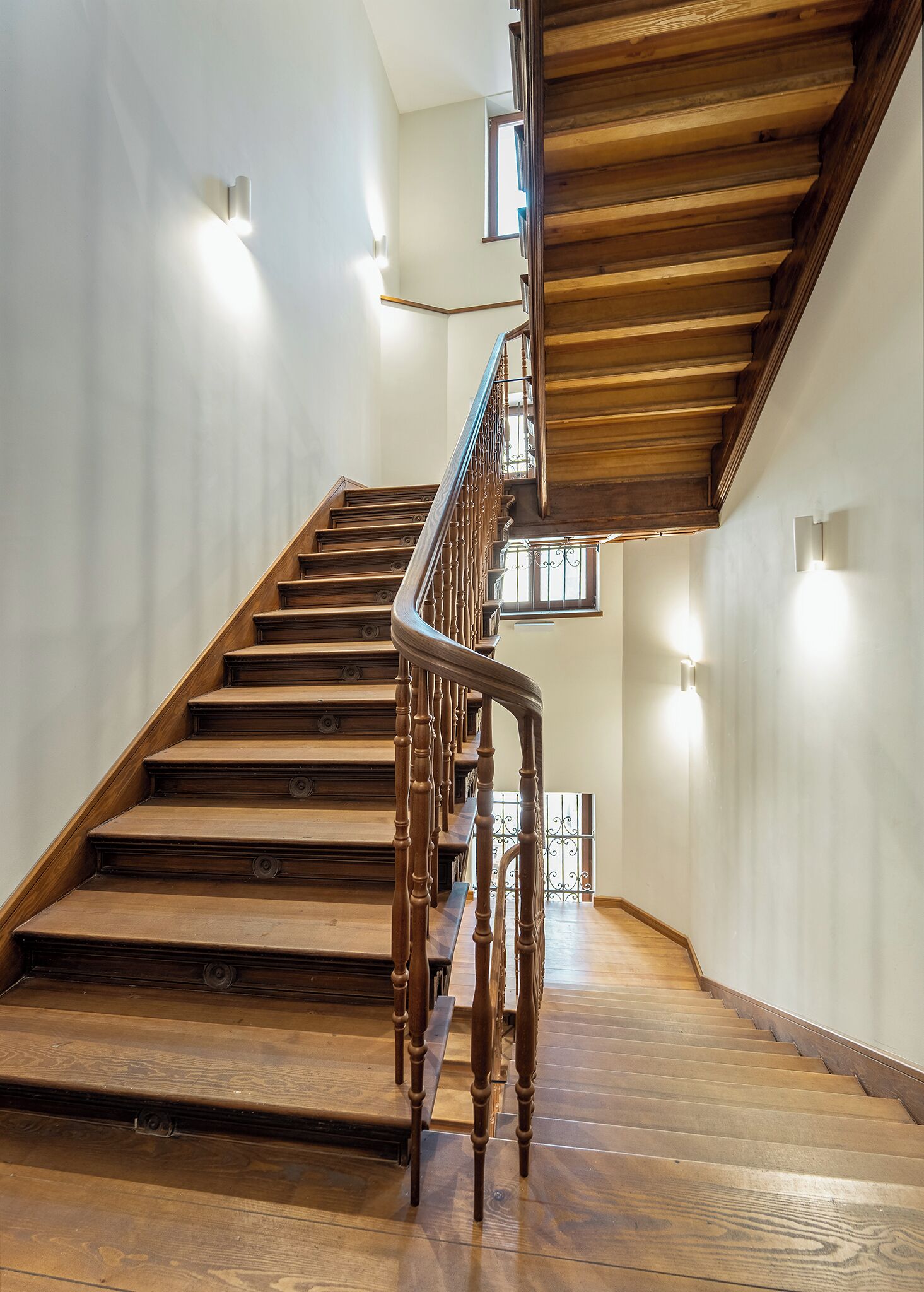 อพาร์ทเมนท์, ระเบียง | ภายใน