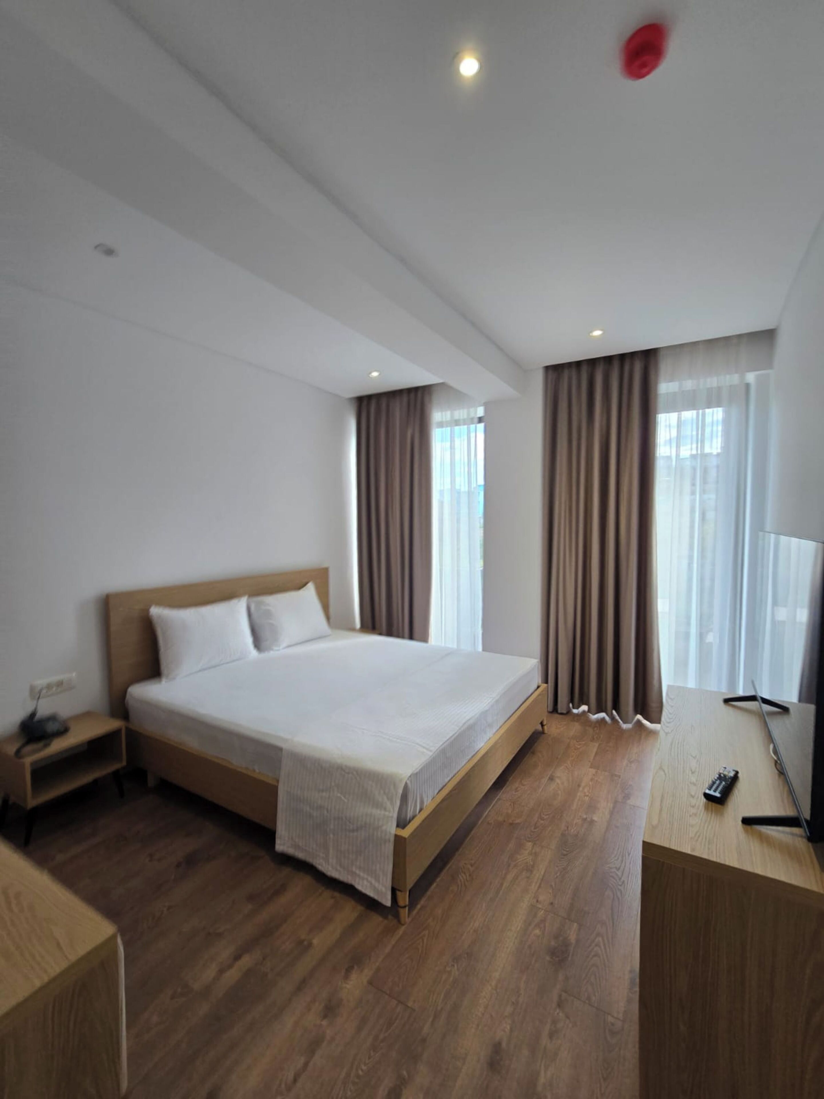 Double Room | Free WiFi, bed sheets