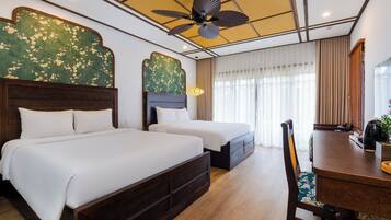 Quarto quádruplo luxo, sacada, vista para o jardim