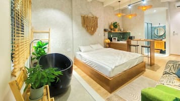 Deluxe-studio, 1 suuri parisänky, parveke, kaupunkinäköala