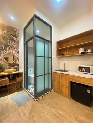 Deluxe Studio | Interior - HHOME TRAN DINH XU (Ho Chi Minh)