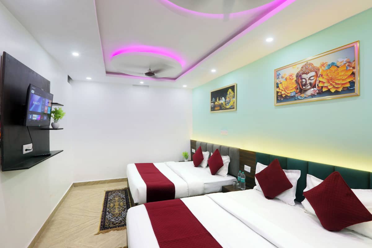 Deluxe Quadruple Room, Balcony, City View