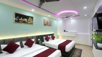 Deluxe Quadruple Room, Balcony, City View