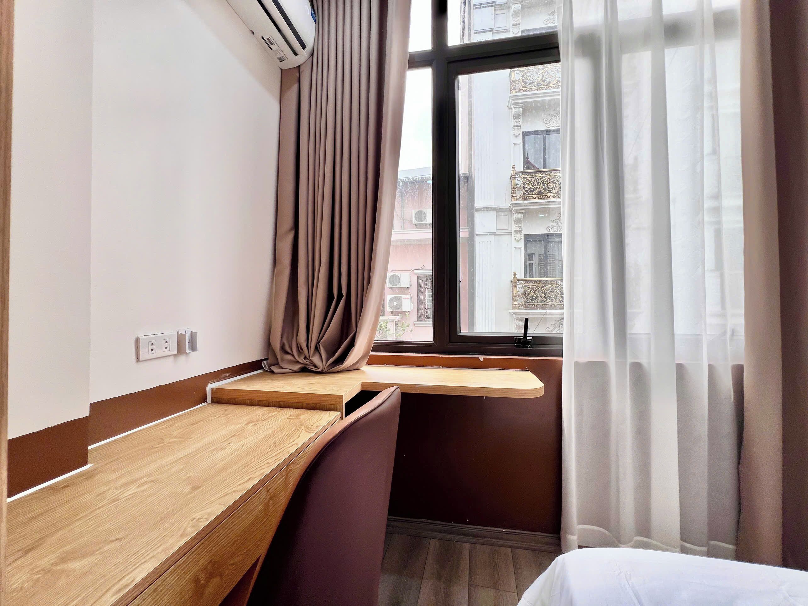 Estudio estándar, vista a la ciudad | Interior