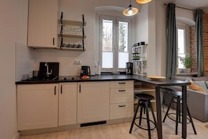 Apartment, Mountain View | Private kitchenette - RentPlanet - Apartament Sikorskiego (Szklarska Poręba)