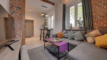 Apartment, Bergblick | Wohnzimmer