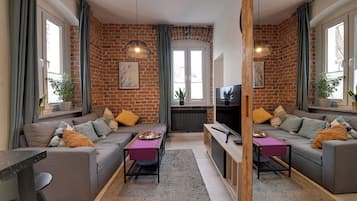 Apartment, Mountain View | Living room