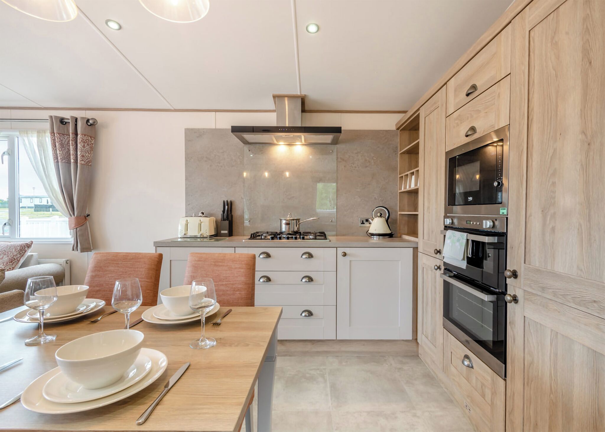 Fridge, oven, stovetop, toaster